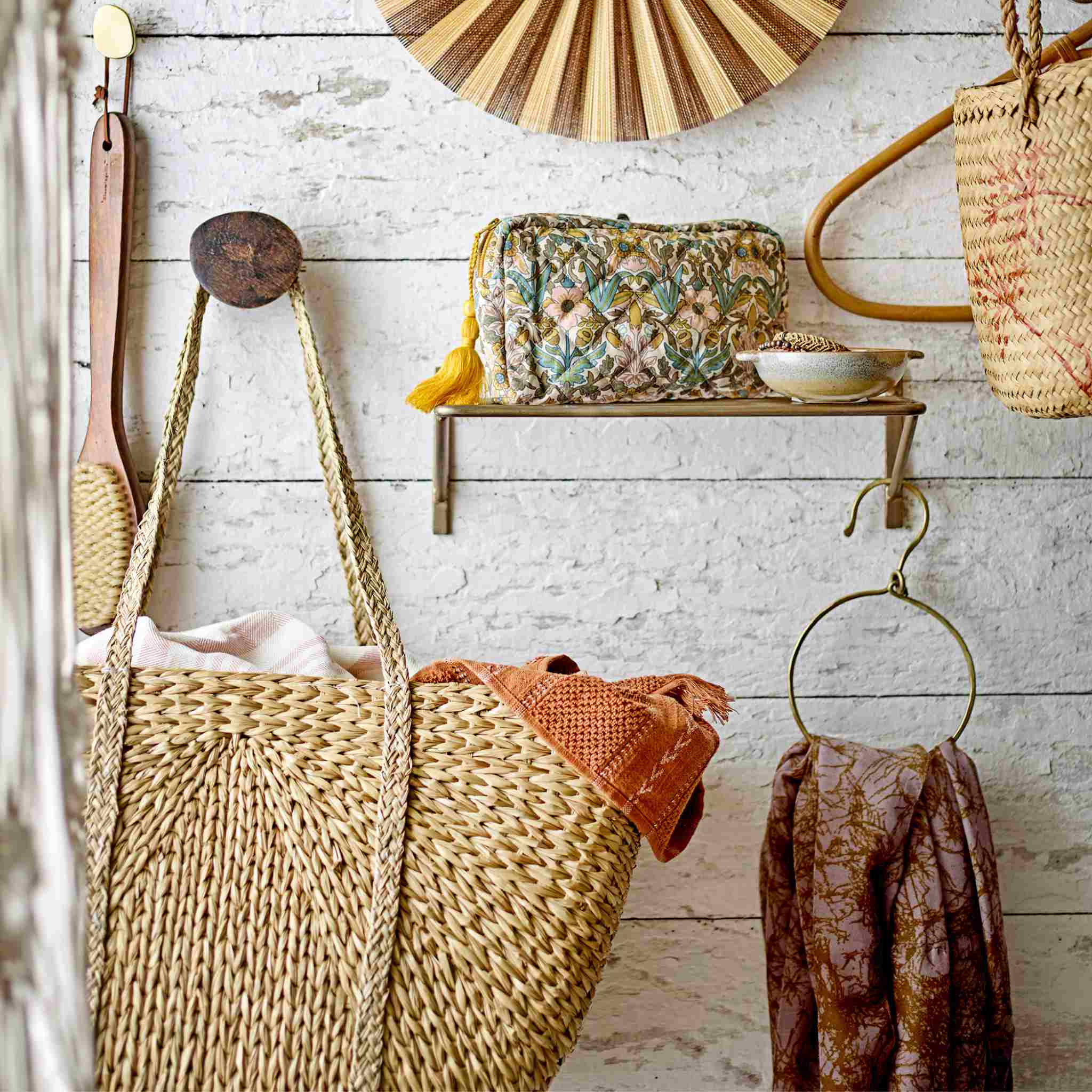 Brass Round Hanger