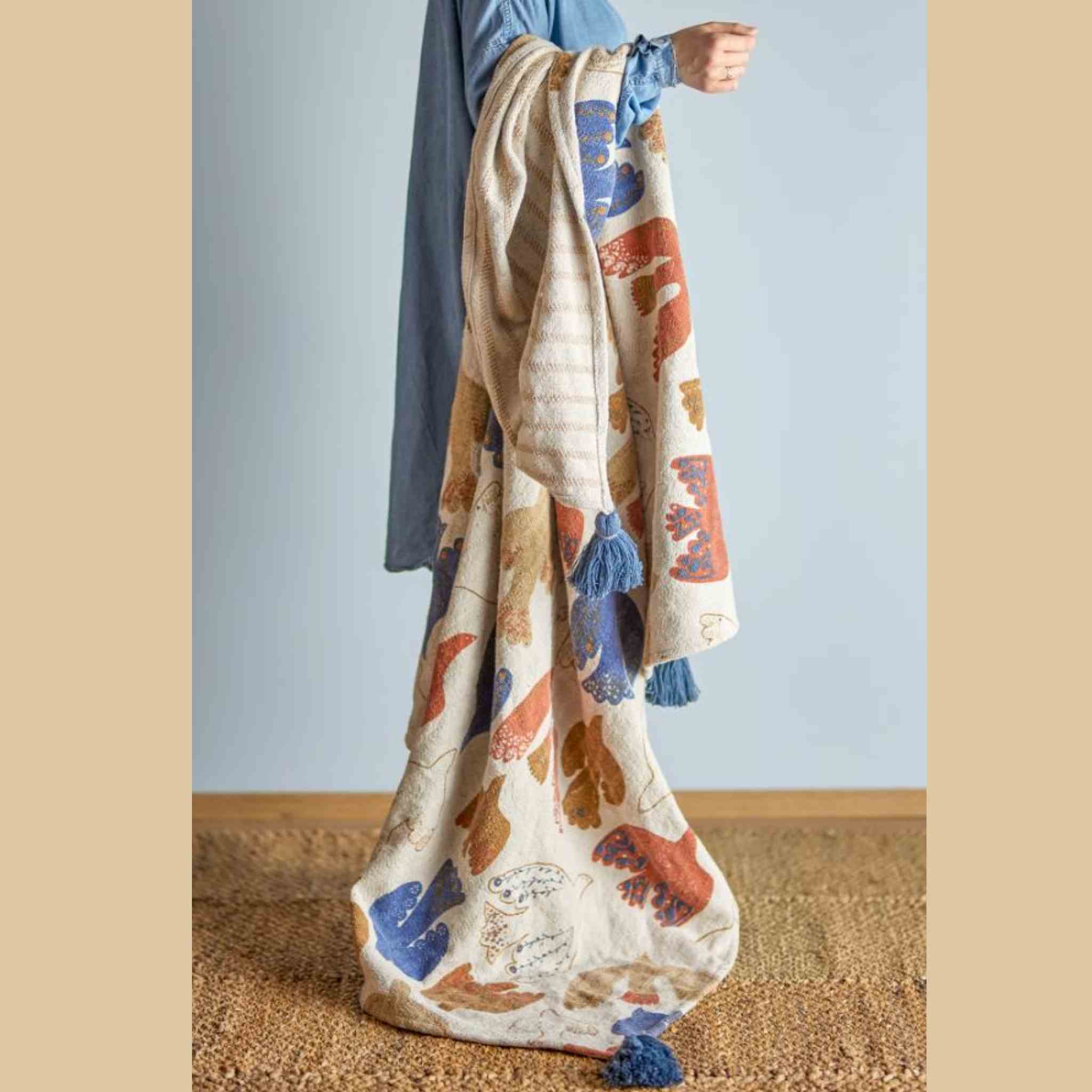 Cosy Birds Cotton Throw