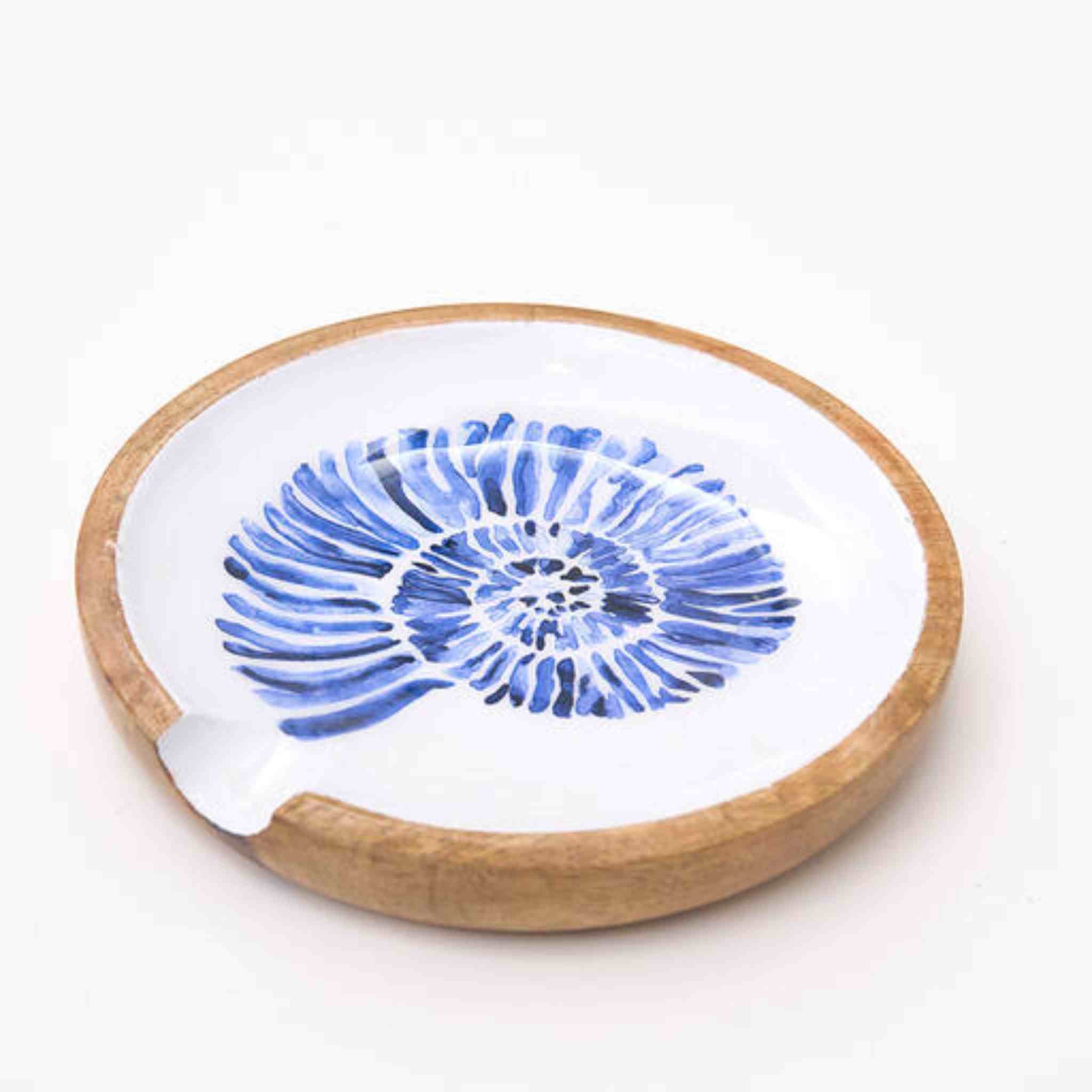 Enamelled Wooden Conch Shell Spoon Rest