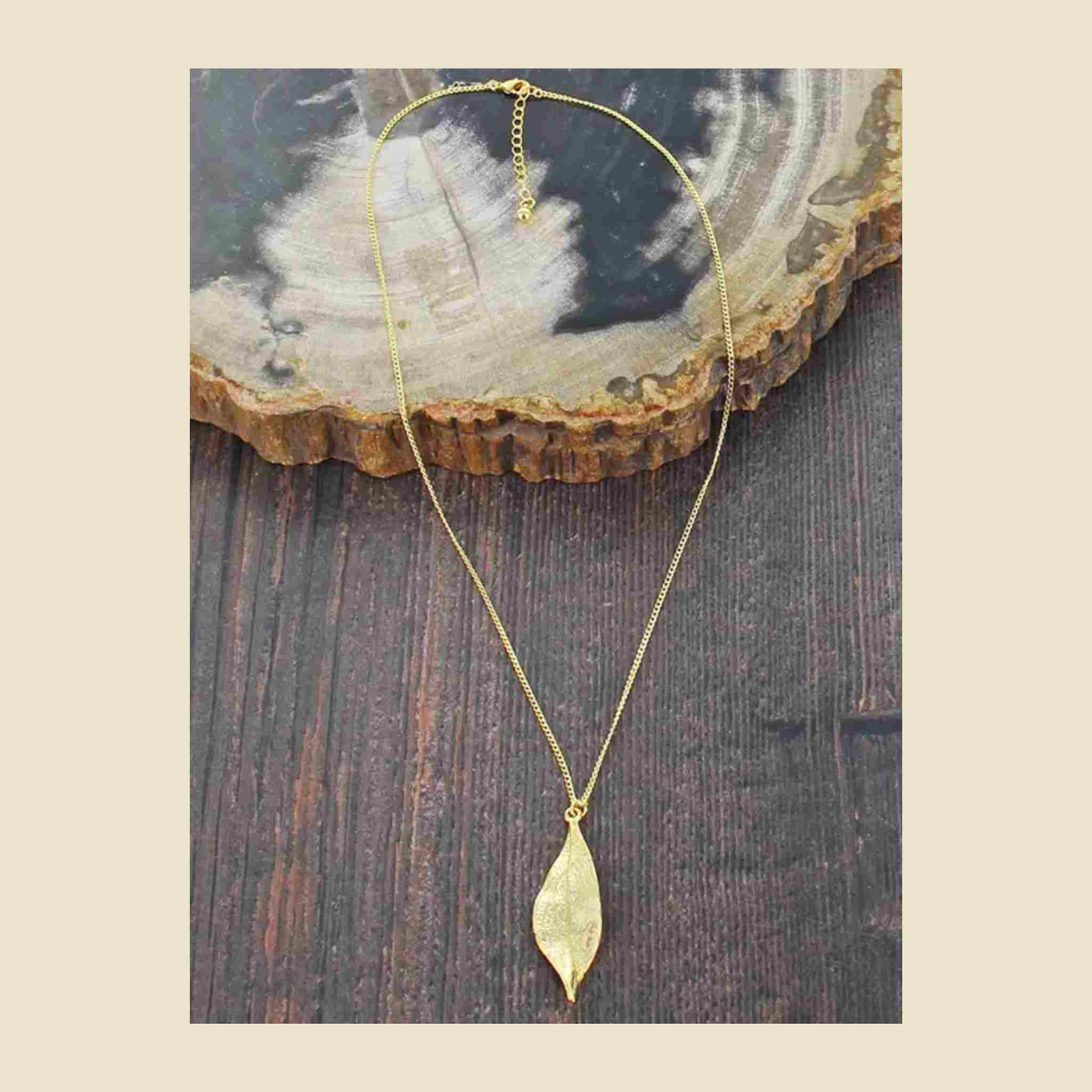 Leaf Pendant Necklace | 18ct Gold Plate
