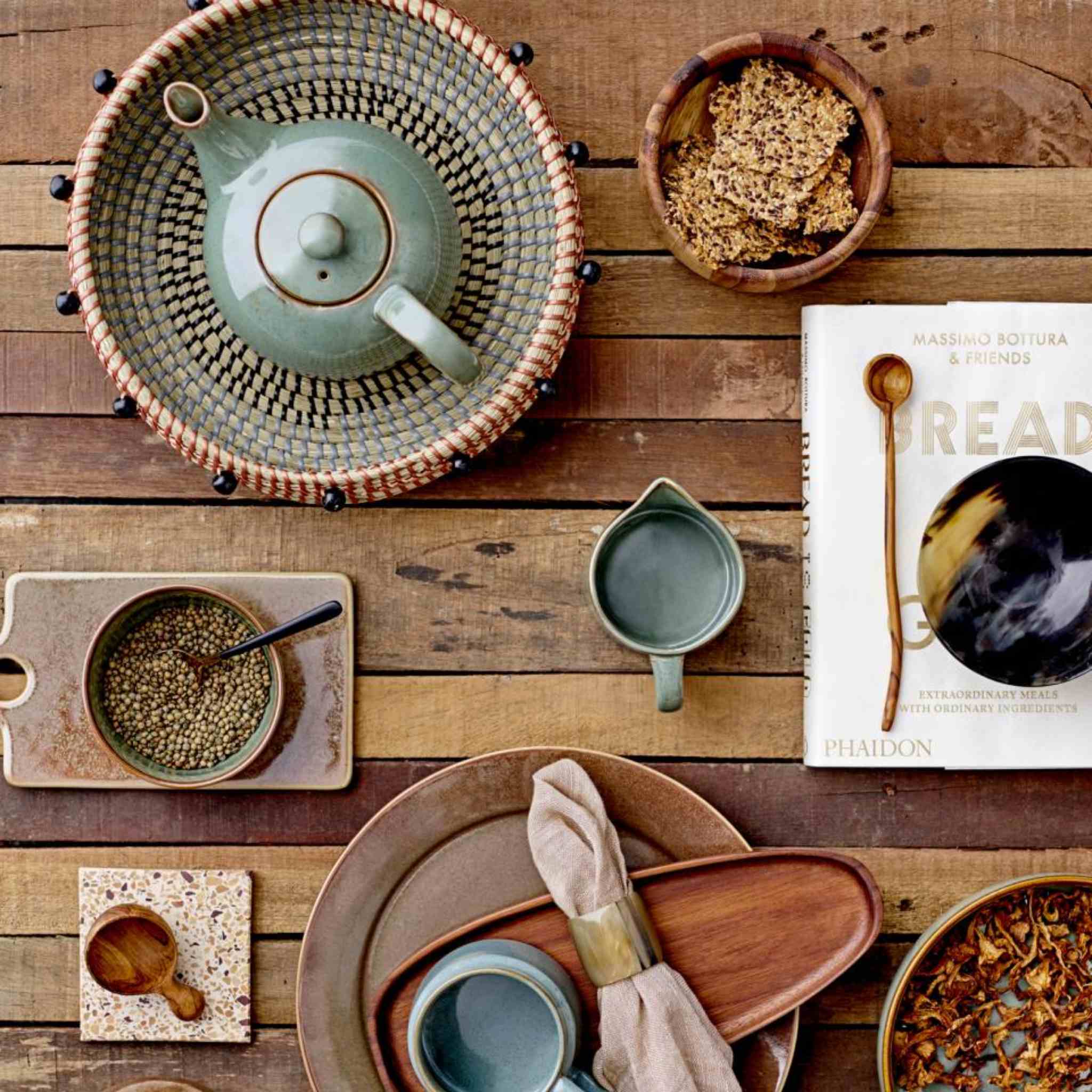 Pixie Teapot | Green Stoneware