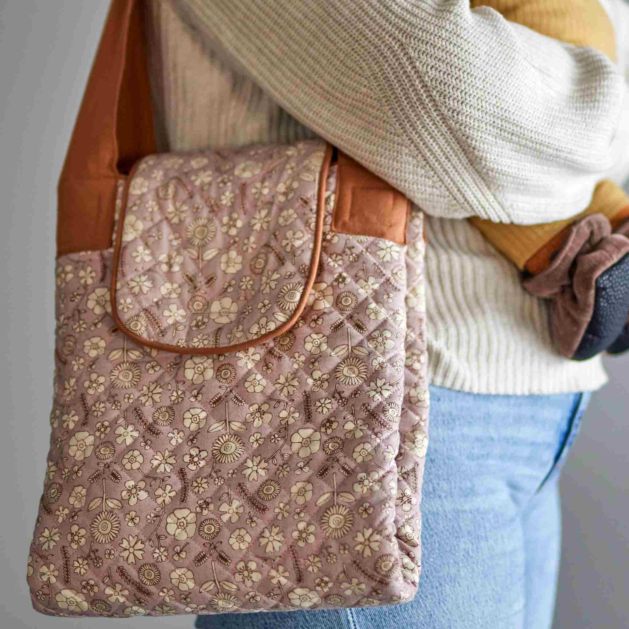 Travel Changing Mat with Pockets