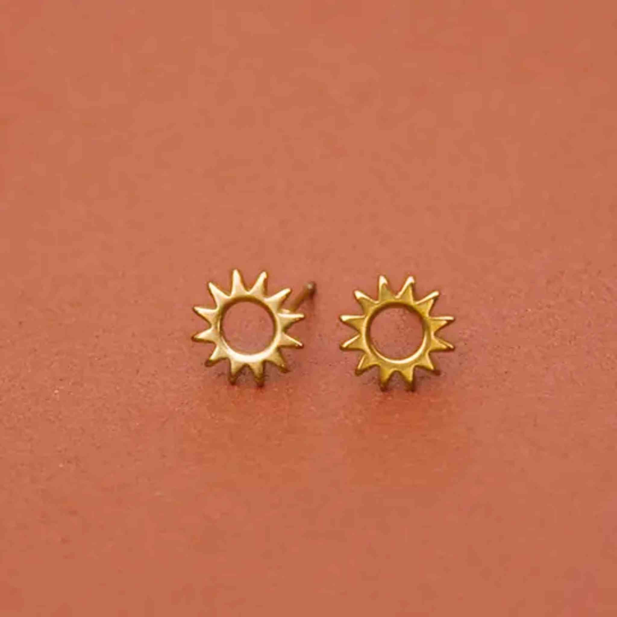 Sunshine Stud Earings | Gold-Plated